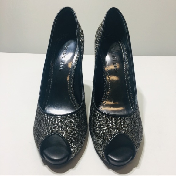 Gianni Bini Metallic Silver and Black Heels Size 8 - Picture 3 of 7